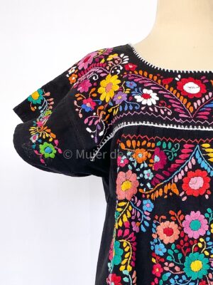Blusa Milflores Negra