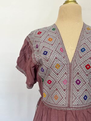 Bata Bombachita Telar Cuello V